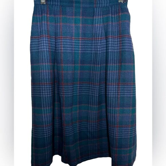 Vintage 70s Pendleton Long Blue Pleated
Plaid Skirt Size 12
Blue Wool - Picture 2 of 8